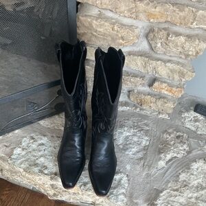 Elegant Black Western Heeled Boots